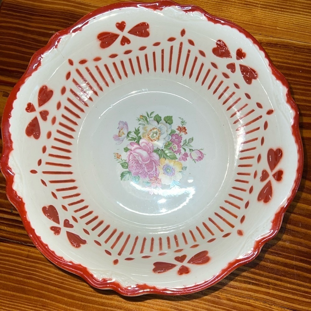 Vintage Homer Laughlin Virginia Rose Bowl